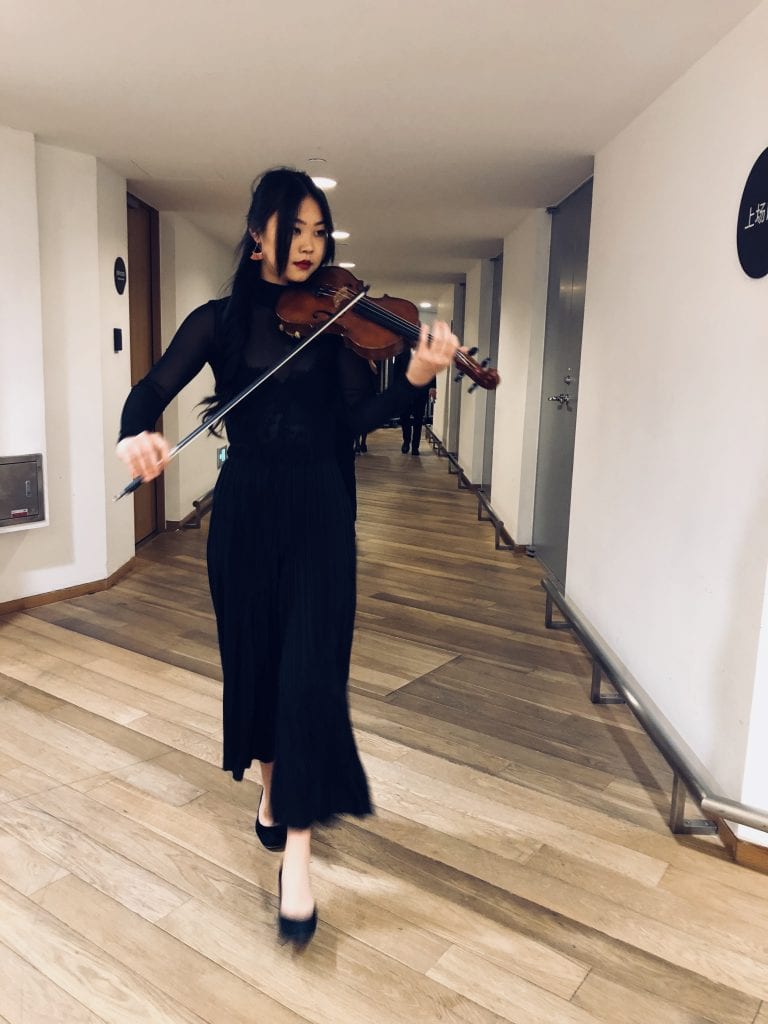 Violinist Amy You backstage in Shanghai. By Paul Dalgarno.