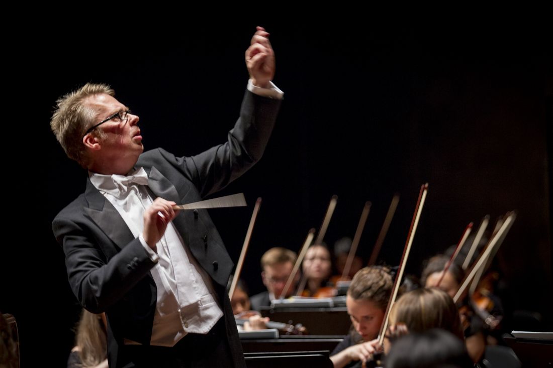 Chief Conductor of the University of Melbourne Symphony Orchestra, Associate Professor Richard Davis. Image supplied. 